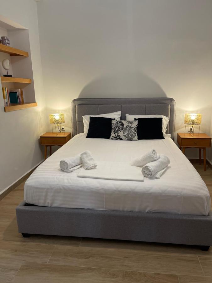 Homeresidence 1 Ermoupoli Bagian luar foto